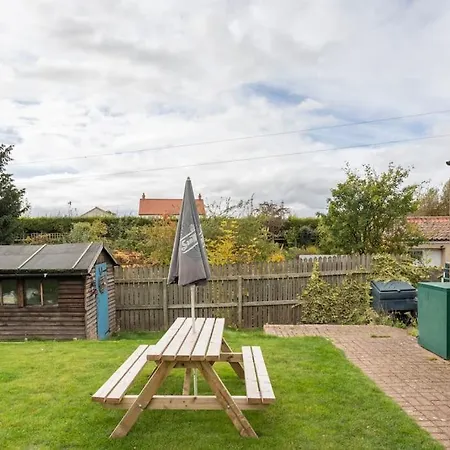 Church Cottage, West Rounton. 펜션 West Rounton